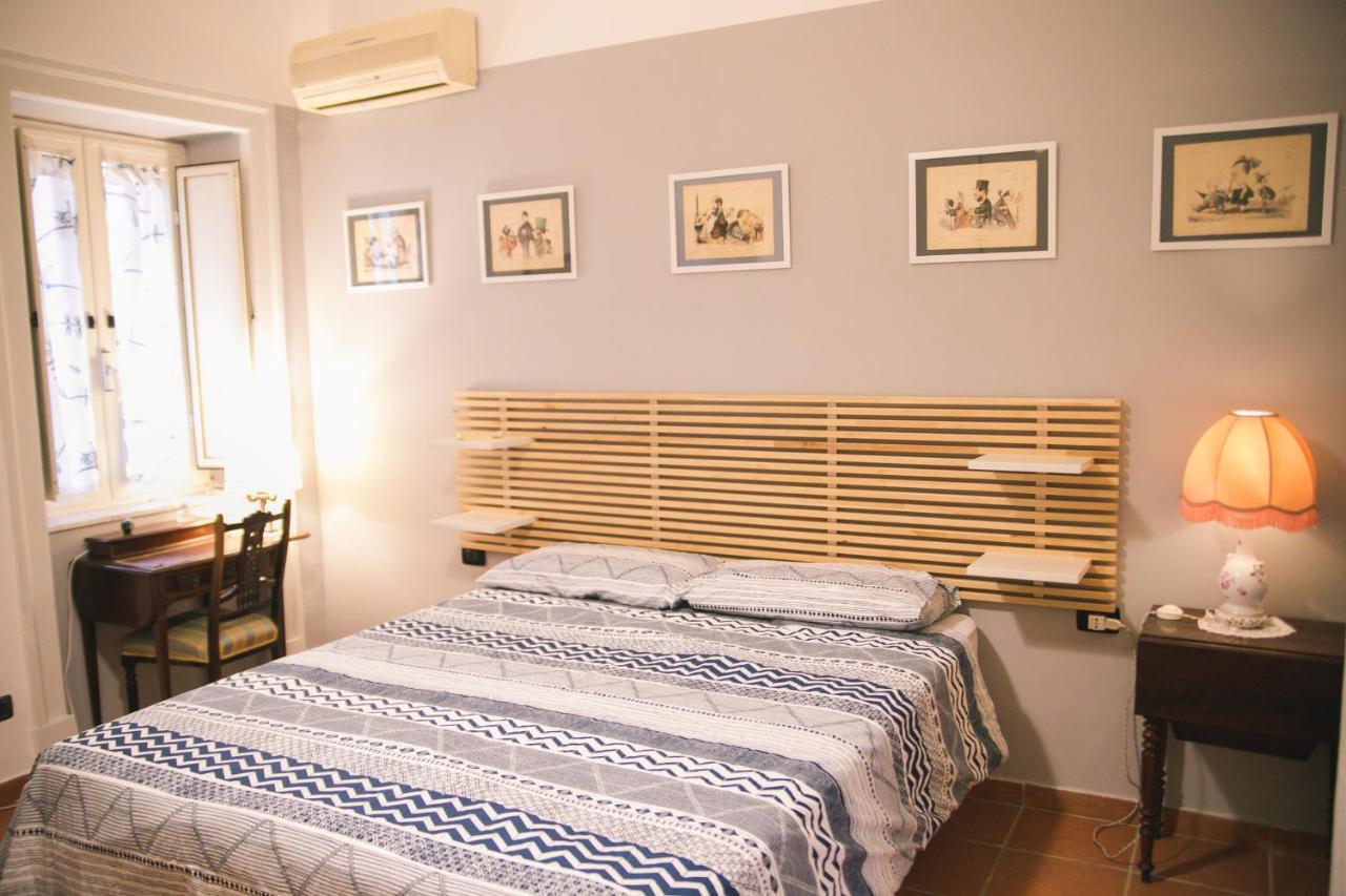 La Casa Del Nespolo, 2 Terrazzi E 2 Bagni In Centro Appartement Napels Buitenkant foto