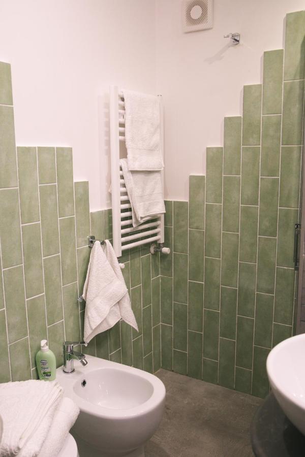 La Casa Del Nespolo, 2 Terrazzi E 2 Bagni In Centro Appartement Napels Buitenkant foto
